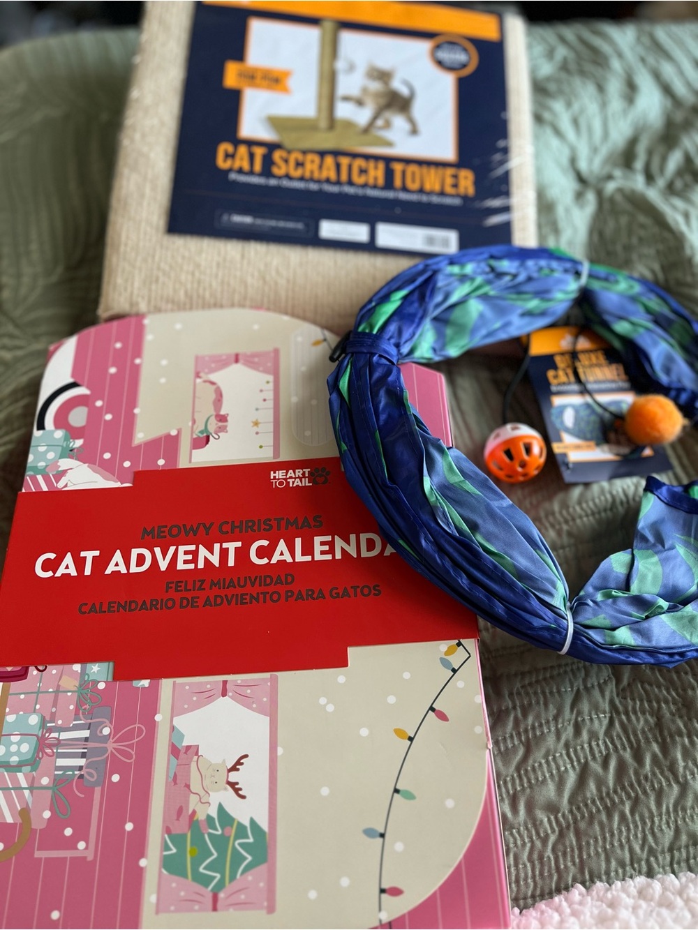 Heart to Tail Blue & Green Cat Tunnel Toy – Interactive Play advent calendar toy